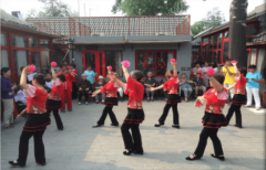 设备特色】取贸易分析体、石榴公园相邻